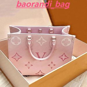 Lyxkvinnor väskor mode shopping tryckta handväskor designer högkvalitativ tote blomma präglad rosa klassisk axelväska