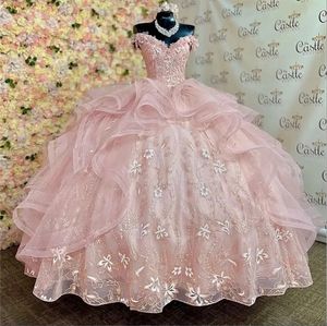 Pink Princess Quinceanera klänningar Applique spetsboll klänning födelsedag klänning tyll snörning söt 16 klänningar vestidos de 15