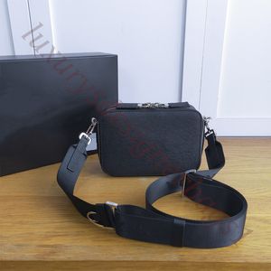 2070 Crossbody Bag Mens Luxury Handväska Designer Väskor Högkvalitativ läder axelväska Messenger väskor Plånbok Tygväska Designerkorthållare