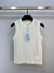 2024 Runway Summer Brand Same Sweater Seatereseveless Crew Neckファッション服高品質の女性