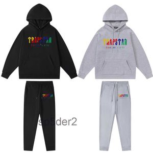 Felpa con cappuccio oversize Trapstar Tuta da uomo Trapstar Camicie firmate Stampa Lettera Lusso Bianco e nero Grigio Arcobaleno Colore Sport estivi Moda Cotto K4T0