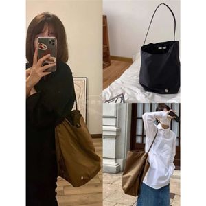 The row nylon bucket bag cloud bag 2023 new niche large capacity commuting tote bag women's shoulder bag