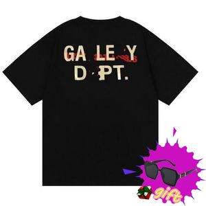 TEES MEN DESINER T-SHRIT SUMMER FASHION WOMEN SHIRTSクラシックプリントスタイリッシュなTシャツラウンドネック男性換気綿汗吸収クイック乾燥洗濯物