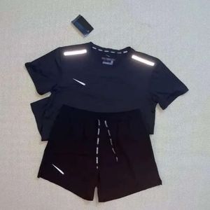 Yaz Tasarımcısı Erkek Trailsits Sets Kadınlar Jogger Sweatshirts Spor Spor Takım Erkek Kadınlar Kısa Kollu Ter Takas Külot Tasarımları SP 10