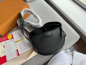 Kadın tasarımcı çanta döngü çantası kruvasan zincir crossbody çantaları yarım ay koltuk altı cüzdanlar büyük kapasiteli kılıflar çıkarılabilir fermuar kahverengi omuz