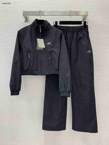 women designer two piece set fashion Letter logo short zipper windbreaker jacket +Straight waist tube casual pants Jan 26