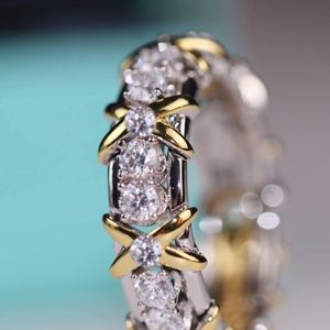 дизайнерское кольцо, двухцветное кольцо из титановой стали, кольцо с крестом, кольцо с сердечком, различные стили, гладкое кольцо, кольцо с бриллиантом в подарочной коробке