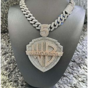 Ciondoli con ritratto personalizzato Ciondolo in argento 925 con oro reale Vvs Moissanite Hip Hop con smalto ghiacciato Ciondolo con gioielli di alta qualità