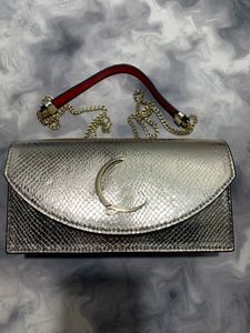 2024 NEW TOP DESINGER RIVET CLBAG High End Womens Handmade 가죽 가방 클래식 레터 패션 필수 레드 골드 블랙 흰색 크로스 바디 백을위한 핸드백