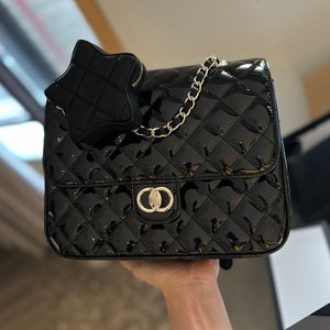 torebka damska czarne ramię luksusowy projektant crossbody prawdziwy skórzany materiał patent skórzany łańcuch modny torebka dla kobiet wysokiej jakości damskie portfele