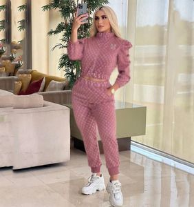 Spring NEWS Women's Tracksuits Casual fashion Luxury brandLV Suit 2 Piece Set designer Tracksuit J2932