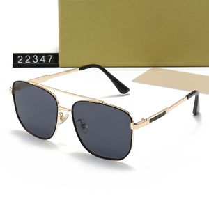 Heiße Luxus-Designer-Sonnenbrille für Männer und Frauen, Sonnenbrille, Marke, Luxus-Sonnenbrille, modisch, klassisch, Leopardenmuster, UV400-Schutzbrille mit Box-Rahmen, für Reisen und Strand