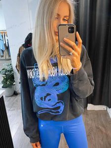 Herrtröjor tröjor brev grafisk tryck tröja kvinna 2023 vår bomull lös pull hoodie femme casual vintage klassiska vilda pullover tops t240126