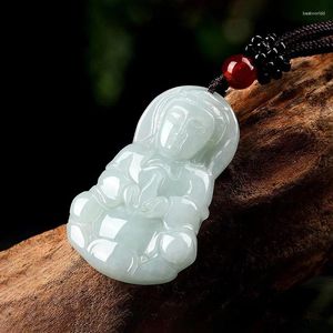 Pingente colares luz natural verde myanmar jade avalokitesvara buda estátua ornamentos para homens e mulheres artigos gelados presente
