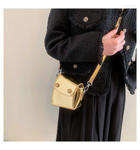 Evening Bags Small Square Shoulderbag Women's Fashion Mini Twist Bag Laser Messenger Silver And Gold Color Phone