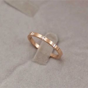 Bandringar Titanium Steel Small Cubic Zirconia Wedding Ring For Woman Rose Gold Color Crystal Wedding Jewelry KK009 240125