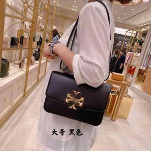 Bags Designer Crossbody T0riesburces Handbags Luxury Catwalk Style Double T Retro Large Flat Leather Cow Metal Twist Chain Tofu Bag 2LJ9