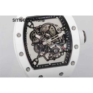 男性用の時計ケースRM055レジャームーブメントワインRM055バレル完全自動クリスタルホワイトバンド男性スイス