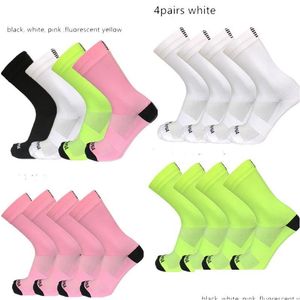 Skarpetki sportowe 4Pairs Pro Road Cycling Socks Mężczyźni Oddychanie rowerowe rower na świeżym powietrzu wyścigowe rower wyścigowy Ciclismo Drop dostawa s dhwpg