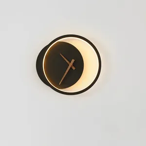 Vägglampa modern kreativ klocka inomhus led nordisk designer vit svart cirkulär halvmåne formad vardagsrum sängen sconce ljus