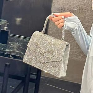 Luxury Diamonds Bow Tote Evening Bag Designer Rhinestone Clutch Women Handbags Shinny Shoulder Crossbody Bag Small Flap Purses 240125