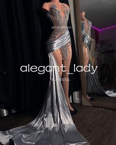 Silver Diamond Mini Akşam Kokteyl Elbiseleri Yan Tren ile Işıltılı Kristal Siyah Kız Doğum Günü Gösterdi Vestidos De Noche