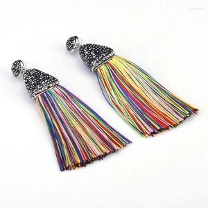 Orecchini pendenti Bohemia Boho Multi colorati in seta spessa nappa spessa con borchie con connettore con cappuccio in strass nero per le donne