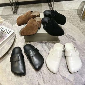 Designer niedzielny buty palców butów zatykacze kapcie Paris moda mężczyźni kobiety zatykają w pełni czarna cielę zamszowa skórzana skórzana antypoślizgowa zużycie podeszwa na zewnątrz pantofel na zewnątrz