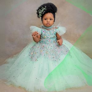 Green Flower Girl Dresses High Neck Short Sleeves Beaded Rehinstones Tiered Tulle Flowergirl Dresses Princess Kids Birthday Party Dress for Marriage NF055