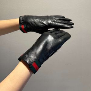 designer G Sports outdoor glove sport Luxury Fashionable female gloves Women Designer Mitten Sheepskin Gloves Winter Leather BiG Fingers Glove Warm glove spor JYE9