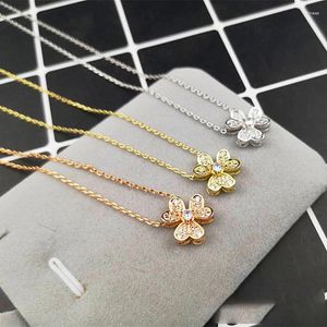 Pendant Necklaces Cubic Zirconia Clover For Women Cute Flower Pendants Fashion Brand Korean Jewelry Z445