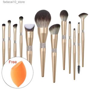 Pincéis de maquiagem em pó escova de máscara facial 12pc Champaign Gold Lip Scrub Brush 10Pc Foundation Fan Face Glitter Make Up Brushes Cosméticos Q240126