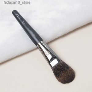 Makeup Brushes High-End Blusher Brush #108 Soft Tense Squirrel Hair Highlighter Shadow Contouring Sculpting Makeup Brush Korean Beauty Q240126
