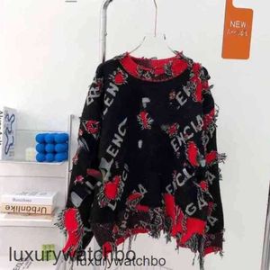 Doğru Sonbahar Sweaters Hoodies Tasarımcısı 2024 Balencigas'ın Versiyon Moda Erkekler En son yün örgü deliği kesilmiş kesim 6E94 3XBV