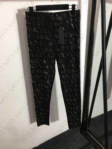 Calças de grife femininas moda legging calças pretas de corpo inteiro strass carta impressão magro e fino pequena perna inferior calça
