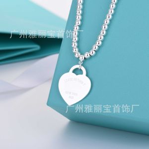 Designer Brand Tiffays Classic 4M Beads Love Necklace Womens Silver Plated Copper CNC Steel Stamped Fashion Heart shaped Pendant