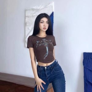 Vendita calda donna stampa Crop Top T-shirt femminili sottili skinny sexy T-shirt per ragazze calde a maniche corte con o-collo alto streetwear