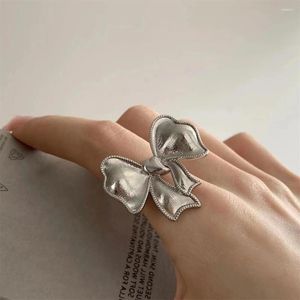 Cluster Rings Elegant Big Bowknot Ring For Women Korean Fashion Vintage Aesthetic Bow Adjustable 2024 Trending Y2K Jewelry Accessories