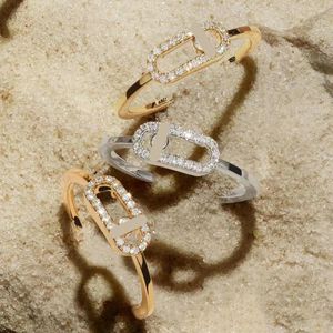 Projektantka klasyczna seria Mesikas Rose Gold Gold Sliding Move Three Diamond Band Pierścień Kobiet Osobowość Biżuteria