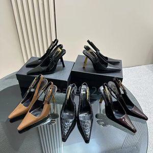 Abito in vernice con tacco alto a punta in vernice di design, sandali di lusso, suola in pelle, tacchi alti sottili, scarpe da sera da donna, scarpe eleganti