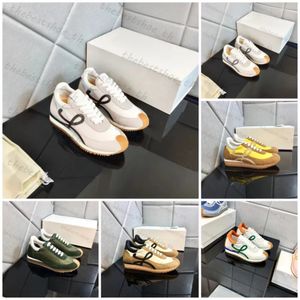 Scarpe casual di design Flow Runner Sneakers Classiche da uomo Appartamenti spagnoli da donna Scarpe casual versatili da viaggio morbide e versatili con tomaia in pelle scamosciata
