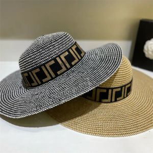 Moda Palha Designer Mens Womens Bucket Chapéu Equipado Chapéus Proteção Solar Verão Viagem Praia Sunhat Carta Grande Eaves Caps CYG24012811-6