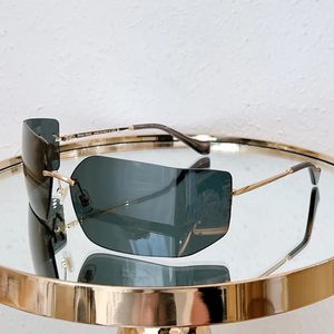 2023メタルボーダーレスの大きな長方形のサングラスのための女性のファッションサングラス屋外UV保護メガネ240124