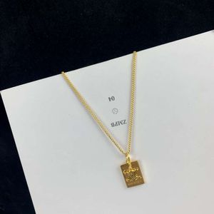 Designer Celins Jewelry Cel Style 22 New Triumphal Arch Hollowed-out Square Necklace Women's Advanced Light-sensitive Face Brass Plated 24k Square Collar Chain