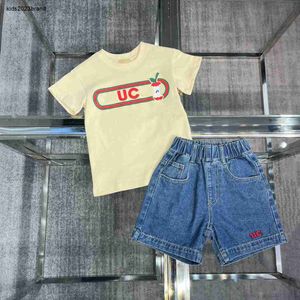 Novas crianças fatos de treino de alta qualidade verão conjunto camiseta tamanho 100-160 bebê manga curta e logotipo bordado shorts jeans jan20