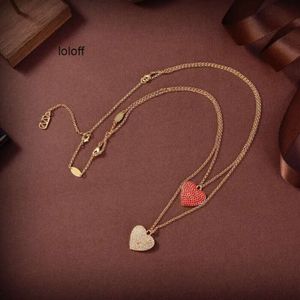 Top Quality Designer Classic Pendant Necklaces Women Gold Letter V Necklace Valentinolies Luxury Design Jewelry ah1b