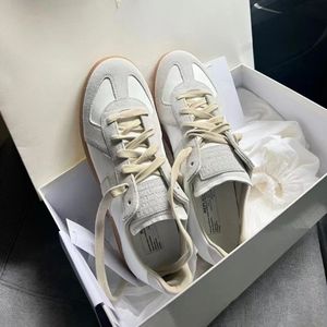 Designer sneaker run Replicate tennis shoe loafer maisons basketball 2024 newest Outdoor Casual shoes Leather Women fashion Men margiela oam runner Low trainer box