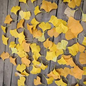Regalo di fiori decorativi Forniture per feste gialle Puntelli Po Artificail Foglie di ginkgo Atmosfera autunnale Decorazione domestica con foglie cadenti finte