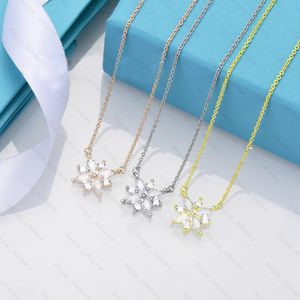 New T Diamond Flower Cluster Necklace Hexagram Diamond Design, White Copper Plated 18K Real Gold Designer Necklace Simple Personalized Style with Dust Bag and Box