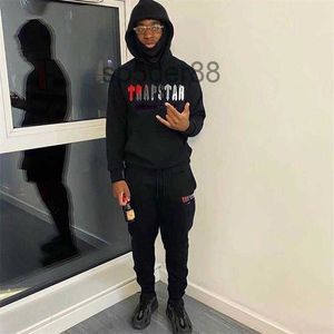 Designerkläder Mens Sweatshirts Tracksuits Hoodies Trapstar Red Black Handduk broderad plyschtröja för män Kvinnor Löst Fit Pure Cotton Fashion Popular 1ras